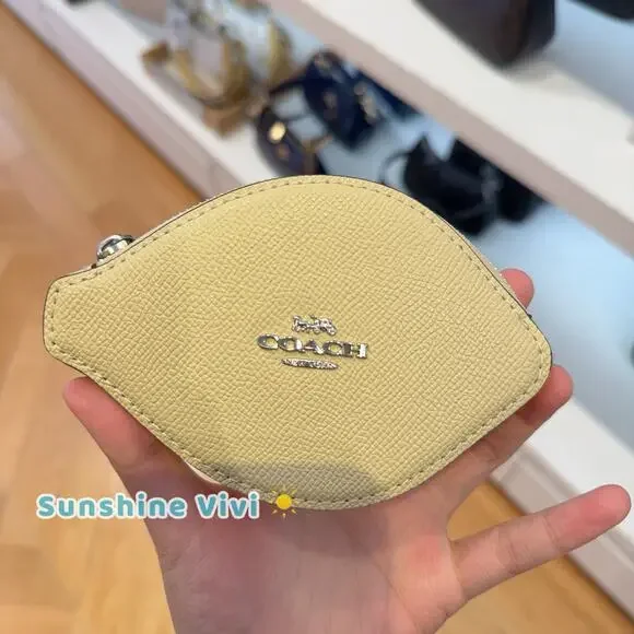 小物 COACH Charm Coin Purse Signature Lemon Coach Lemon Bag Charm : r/Coach